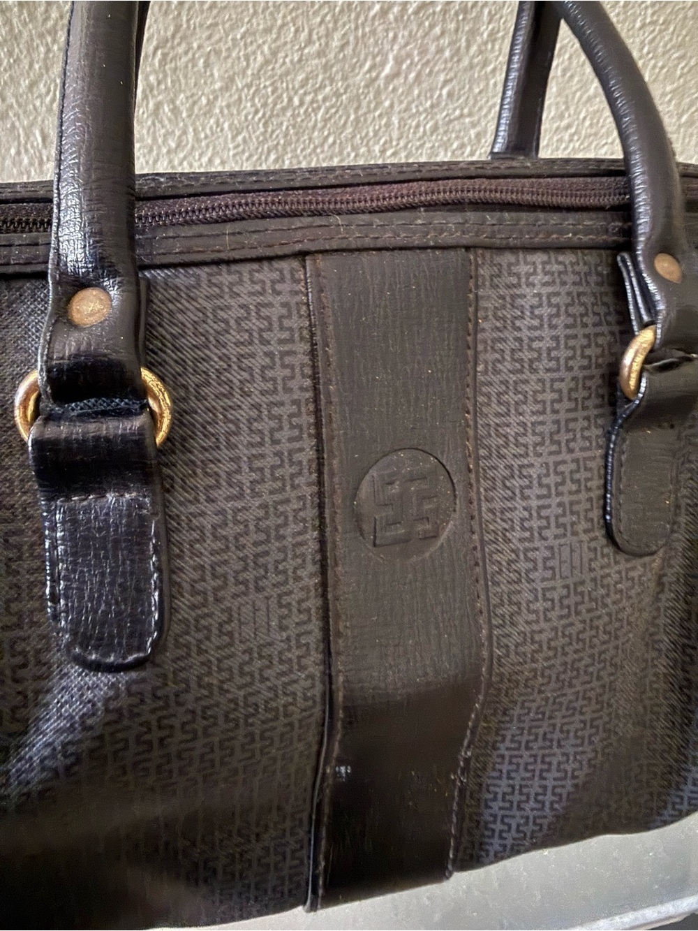 Sarne Black Gray Monogram Shoulder Bag Gold Hardware - Picture 4 of 7